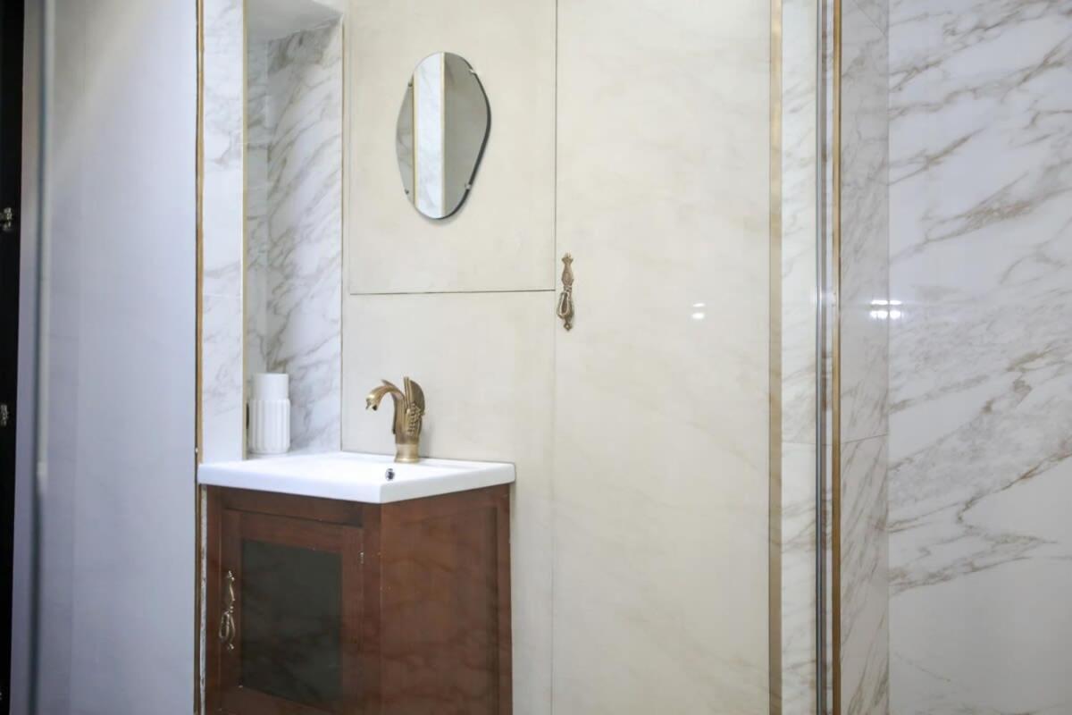 Appartement Moderne Confort Proche Montmartre - 4P Париж Екстер'єр фото